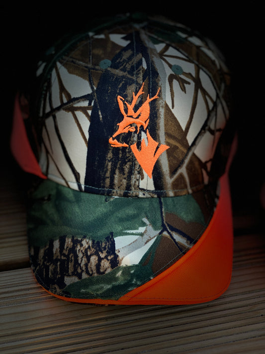 Kasket i Camo / Neon "Råbuk"